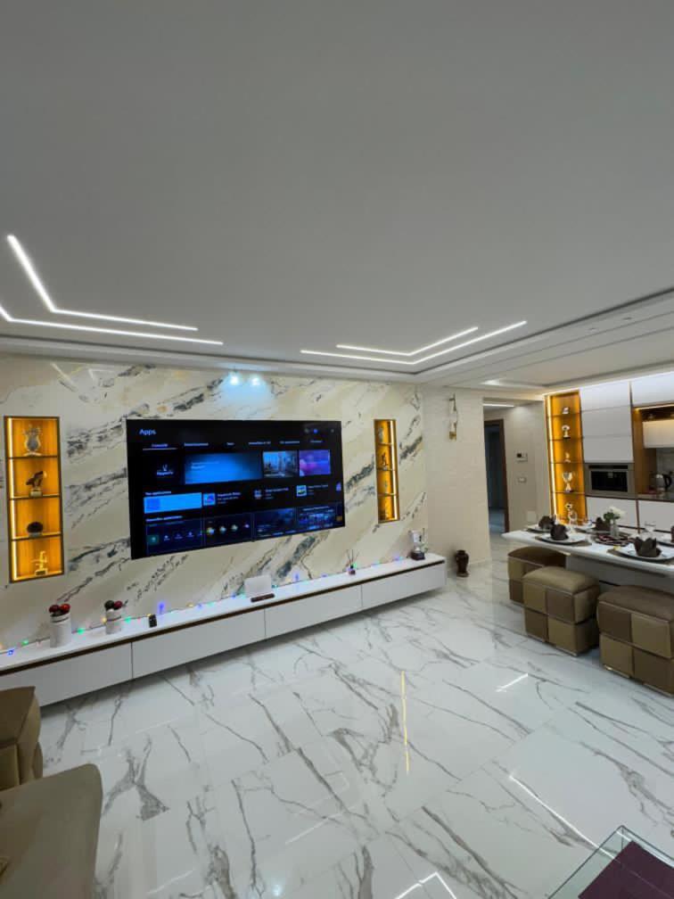 Luxe Tangier